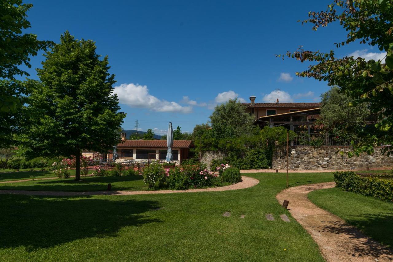 Locanda La Valle Castelnuovo Magra Exterior foto