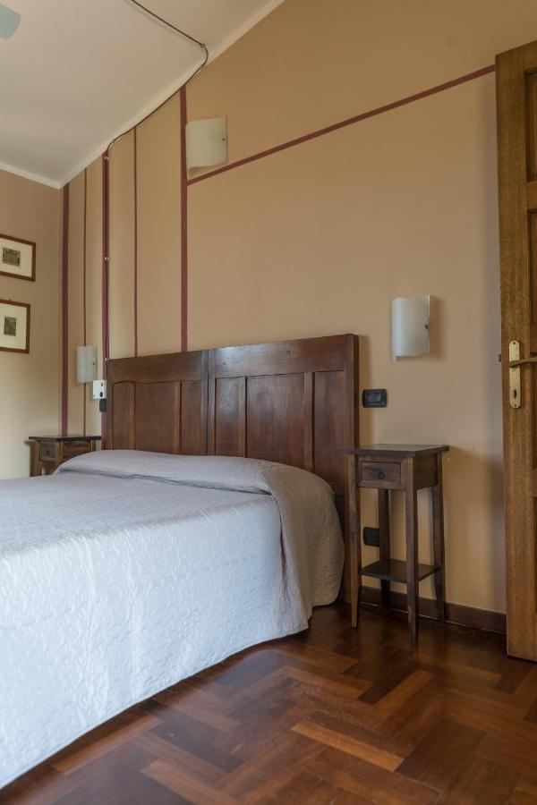 Locanda La Valle Castelnuovo Magra Exterior foto